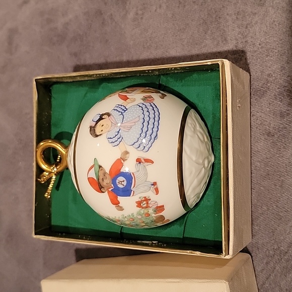 Noritake Christmas Ornament - Picture 3 of 5